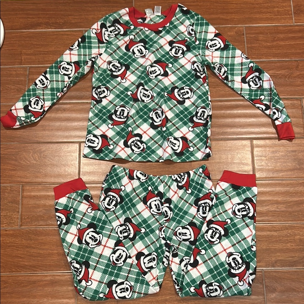 Disney Kids Green and Red Pajamas